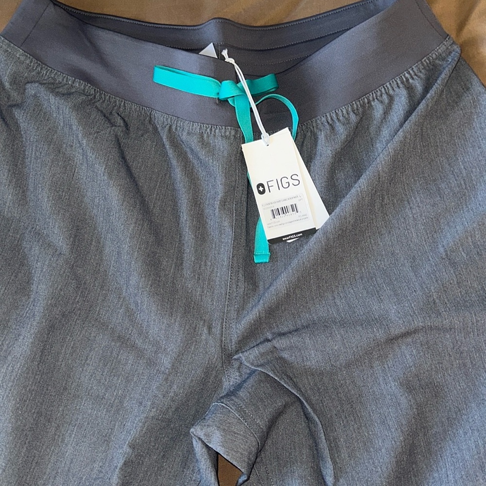 NWT high waist FIGS scrub pants
